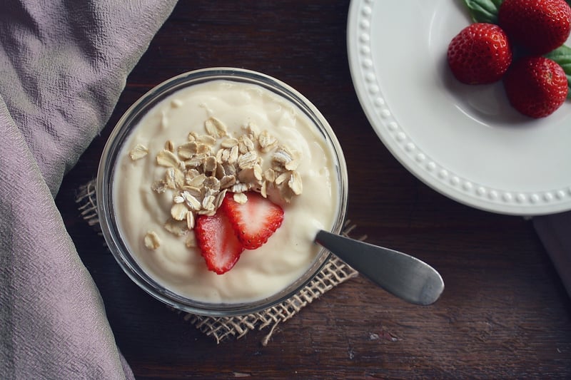 Greek Yogurt with Berries and Almonds
